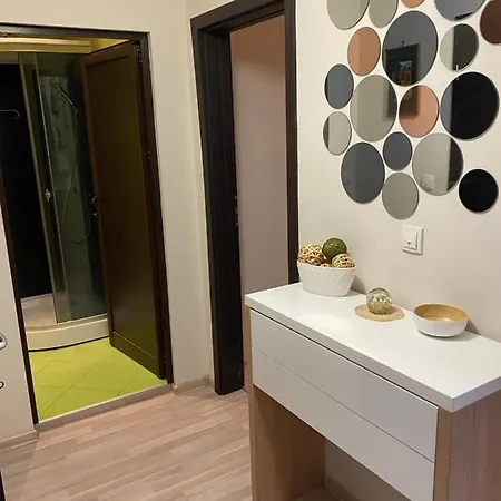 Modern & 1br With Lovely Terrace Apartment Plovdiv
